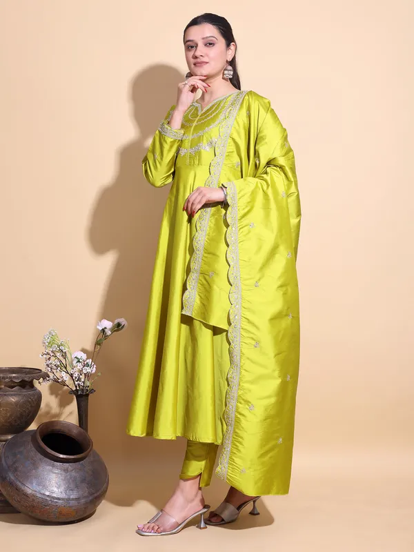 LEMON_Art_Silk_Embroidered_Anarkali_Pant_Dupatta_Set_For_Women