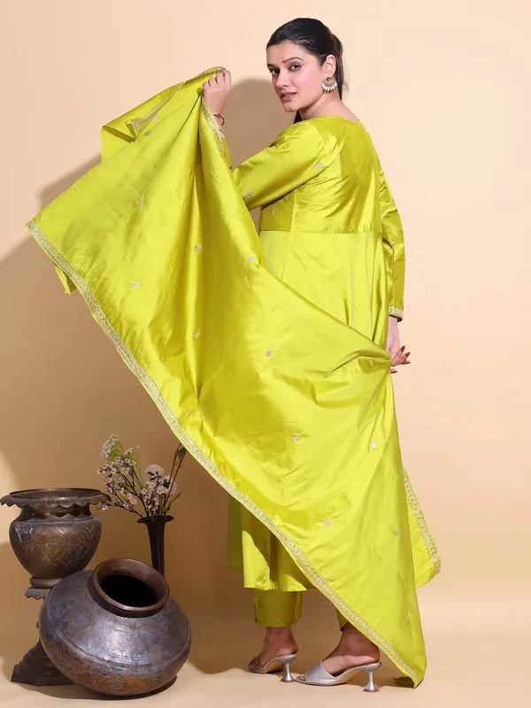 LEMON_Art_Silk_Embroidered_Anarkali_Pant_Dupatta_Set_For_Women