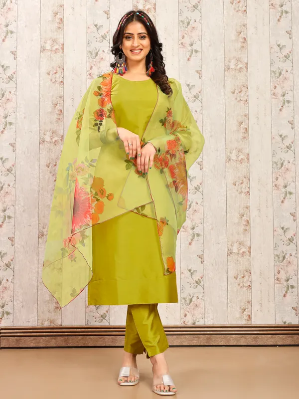 LEMON_Trendy_Straight_Kurta_Pant_Set_with_Designer_Dupatta