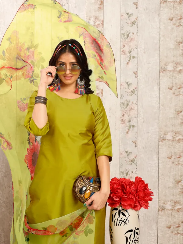 LEMON_Trendy_Straight_Kurta_Pant_Set_with_Designer_Dupatta