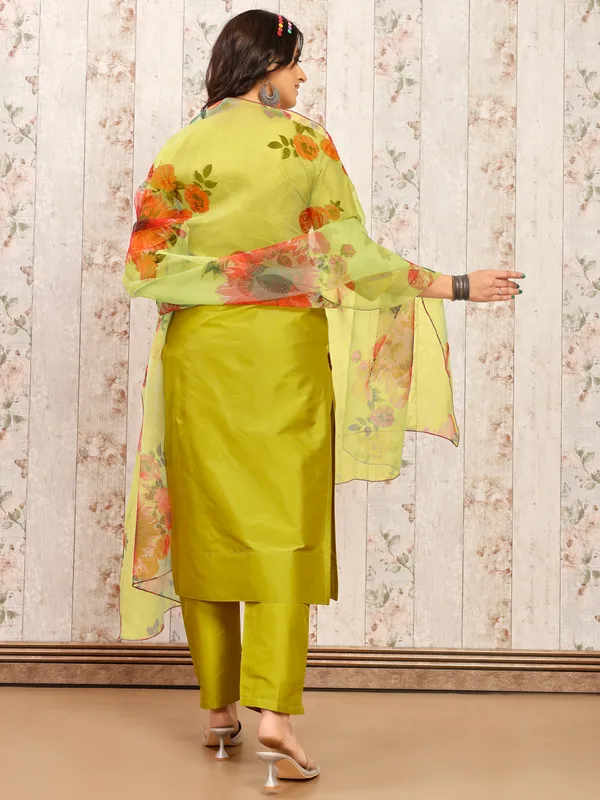 LEMON_Trendy_Straight_Kurta_Pant_Set_with_Designer_Dupatta