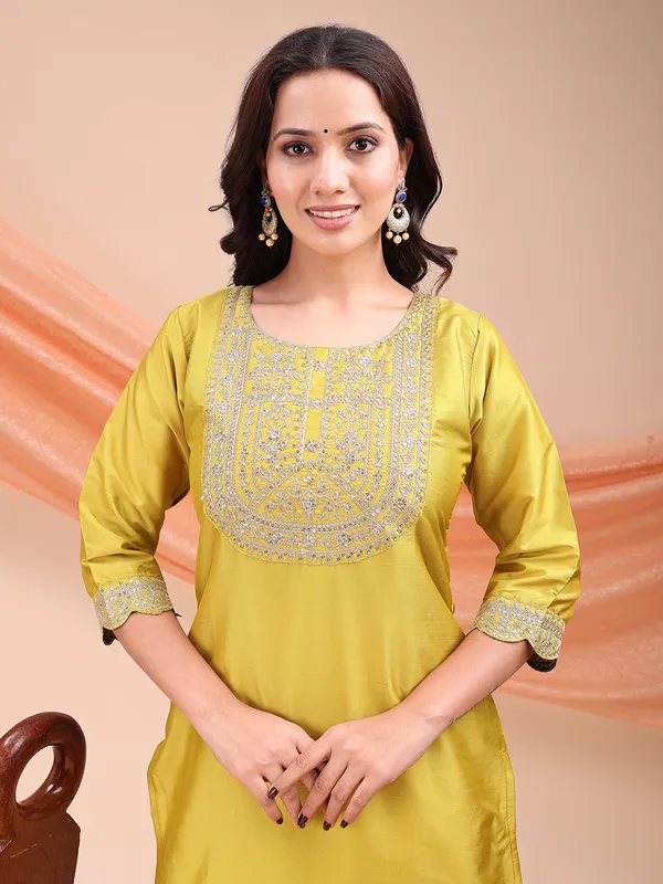 Lemon_Cotton_Rayon_Embroidered_Kurti__Pant_Dupatta_Set_For_Women