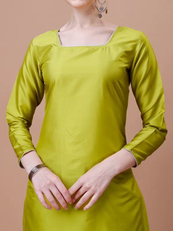 Lemon_Trendy_Straight_Kurta_Pant_Set_with_Designer_Dupatta