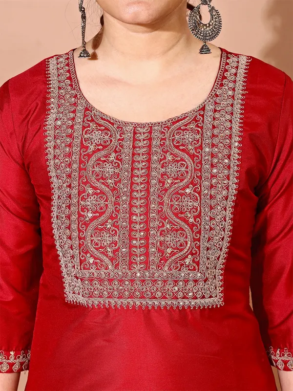 Maroon_Art_Silk_Embroidered_Kurti_Pant_Dupatta_Set_For_Women