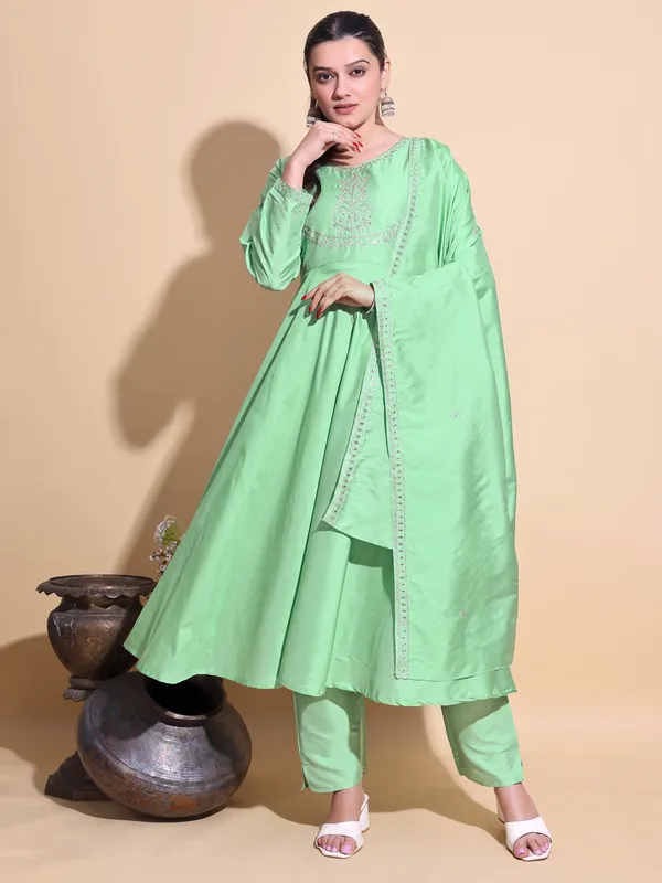 PISTA_Art_Silk_Embroidered_Anarkali_Pant_Dupatta_Set_For_Women