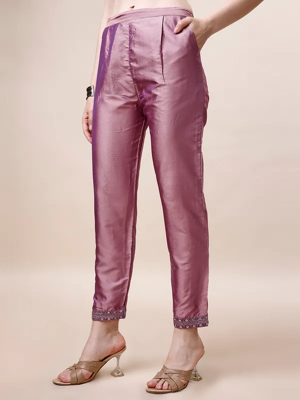 Peach_Elegant_Embroidered_Kurta_Set_with_Straight_Pants