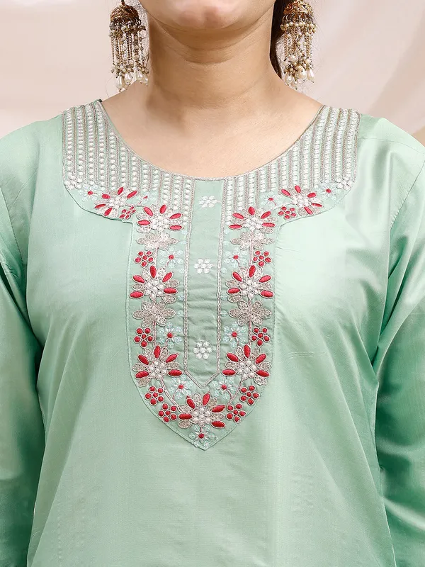 Pista_Embroidered_Straight_Kurta_Set_with_Floral_Printed_Dupatta