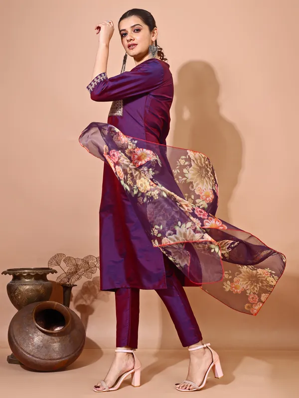 WINE_Art_Silk_Embroidered_Kurti_Pant_Dupatta_Set_For_Women