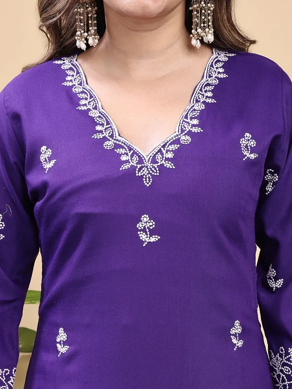 Purple_Embroidered_Kurta_Set_with_Matching_Pant_and_Dupatta