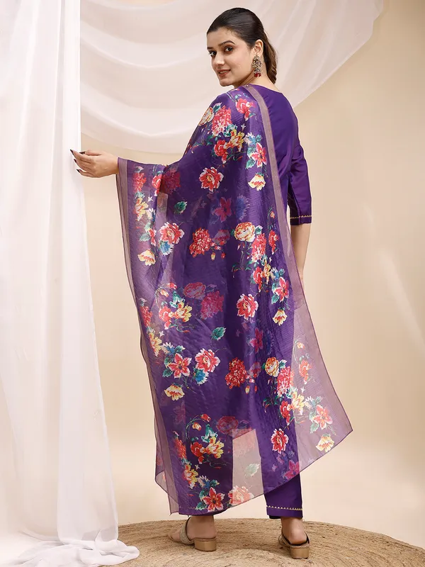 Purple_Embroidered_Straight_Kurta_Set_with_Floral_Printed_Dupatta
