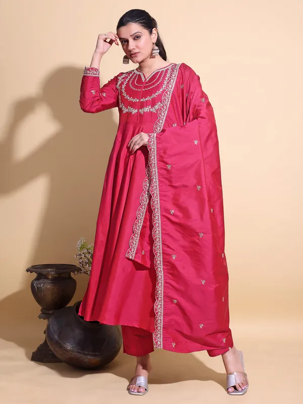 RANI_Art_Silk_Embroidered_Anarkali_Pant_Dupatta_Set_For_Women