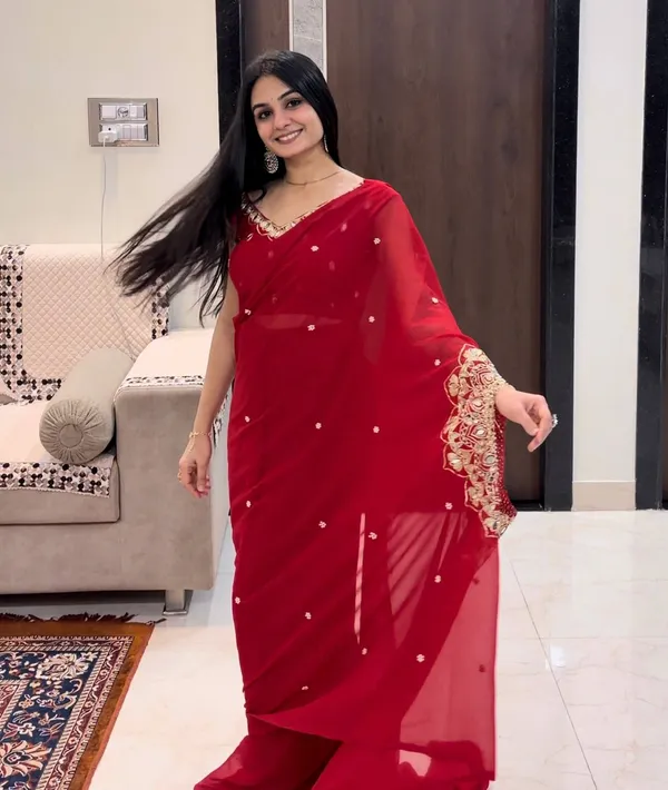 RED_STYLES_HAND_WORKED,_DRAPE_SAREE_ON_FAUX_GEORGETTE_