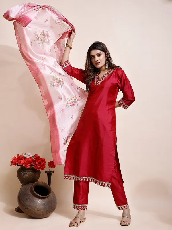 Rani_Art_Silk_Floral_Print_Kurti__Pant_Dupatta_Set_For_Women