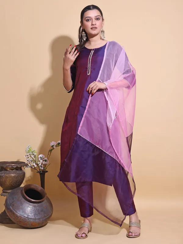 Wine_Art_Silk_Solid_Kurti_Pant_Dupatta_Set_For_Women
