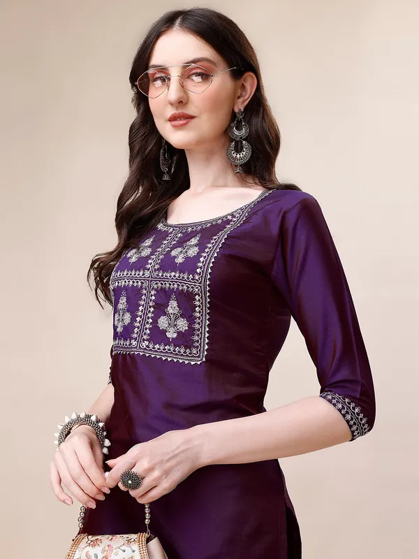 Wine_Elegant_Embroidered_Kurta_Set_with_Straight_Pants