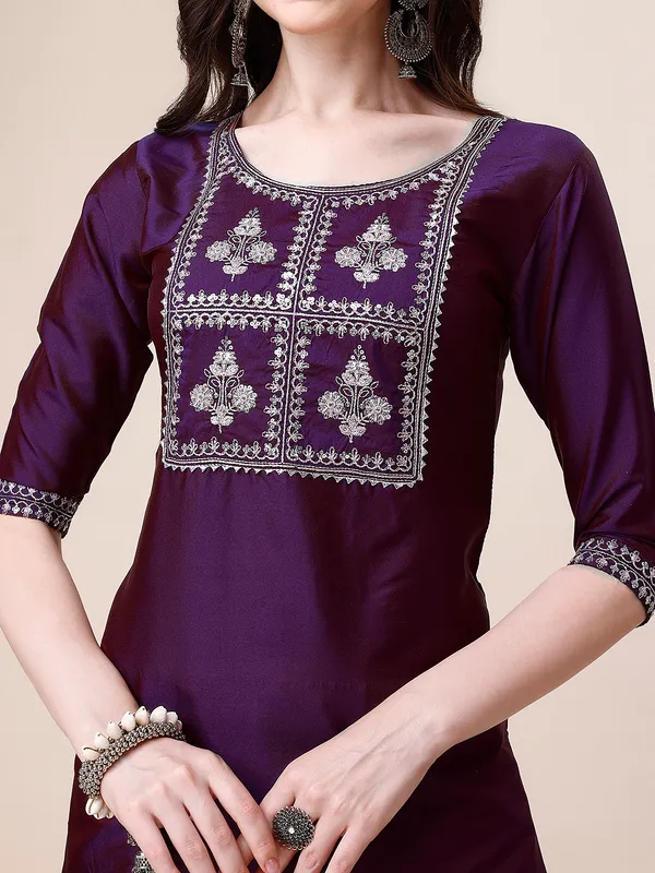 Wine_Elegant_Embroidered_Kurta_Set_with_Straight_Pants