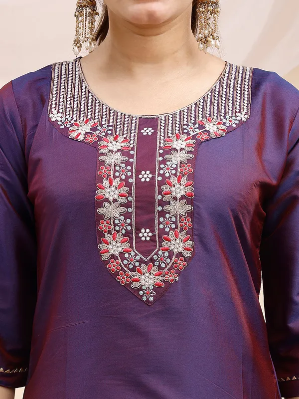 Wine_Embroidered_Straight_Kurta_Set_with_Floral_Printed_Dupatta