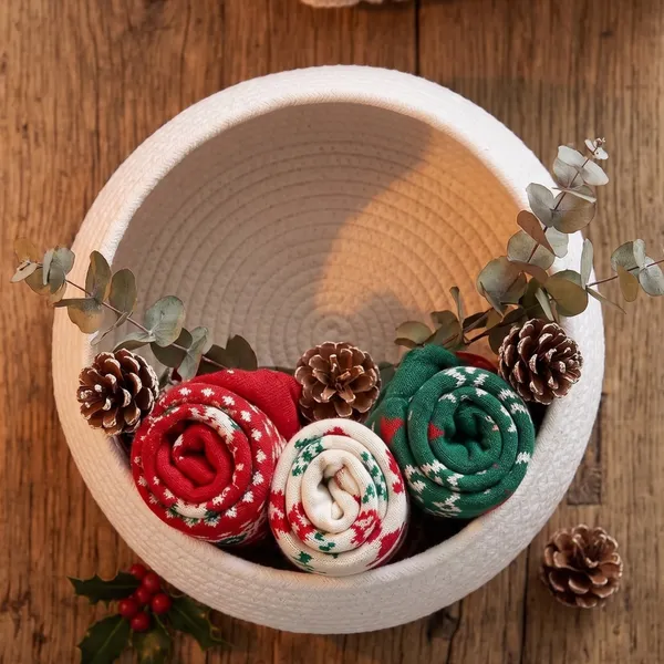 Cute_Snowman_Santa_Basket_Matka_|_Cotton_Rope_Storage_Basket_with_Lid_|_Kids_Toy_Organizer_|_Christmas_Gift_Basket_|_Nursery_&_Home_Decor_|_White_&_Red_|_Large_Size_|_KT_RUGS_BASKETS