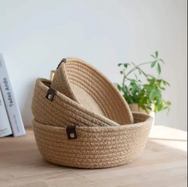 Cute_Storage_Baskets,_Natural_Handwoven_Round_Nesting_Bowls_with_Leather_Tabs,_Set_of_3,_Small_Medium_Large_(Beige)-KT_RUGS