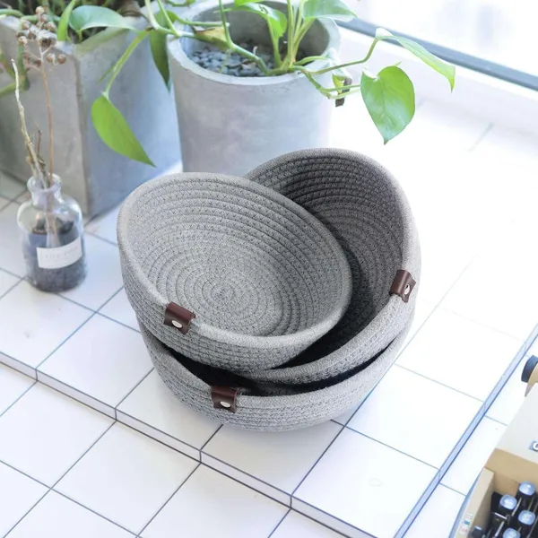Cute_Storage_Baskets,_Natural_Handwoven_Round_Nesting_Bowls_with_Leather_Tabs,_Set_of_3,_Small_Medium_Large_(Grey)-KT_RUGS