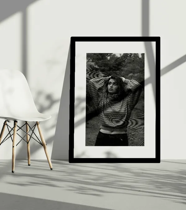 Multicolor_Wooden_Creative_Halftone_Customised_Poster_Frame_|_A4