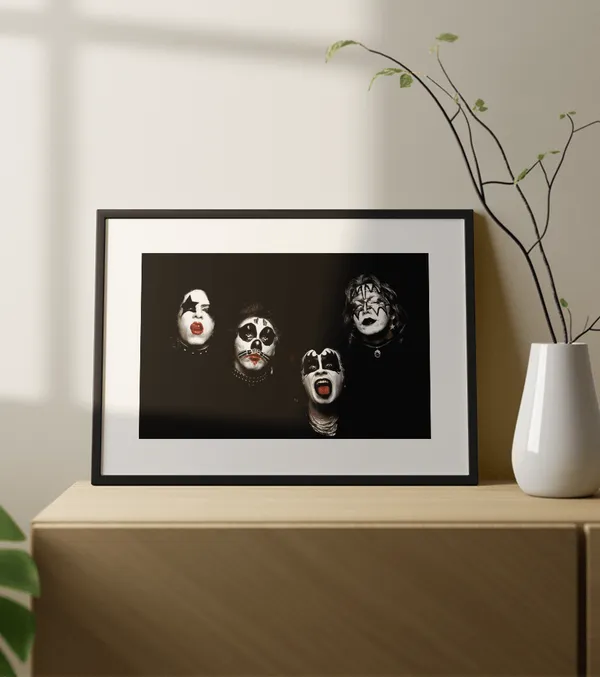 Multicolor_Wooden_Kiss_Music_Poster_|_A3