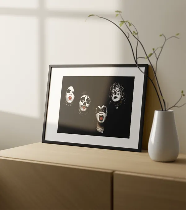 Multicolor_Wooden_Kiss_Music_Poster_|_A3