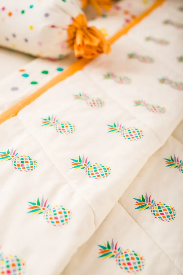 Yellow_And_White_Cotton_Silk_Baby_Bedding_Set_Pineapple