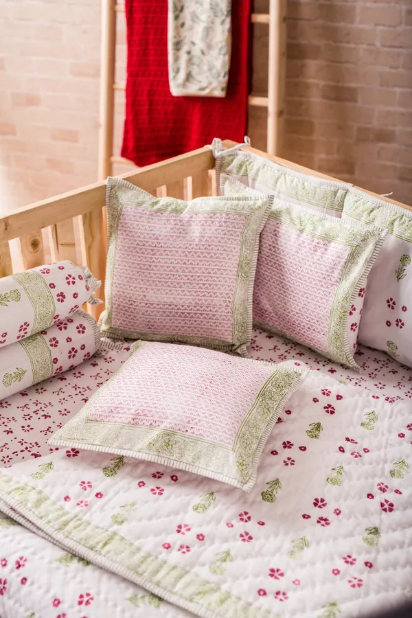 Pink_Cotton_Silk_Baby_Bedding_Set_Flower