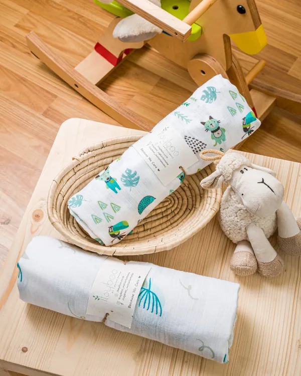 Multicolor_Cotton_Silk_Forest_And_Lilly_Muslin_Swaddle