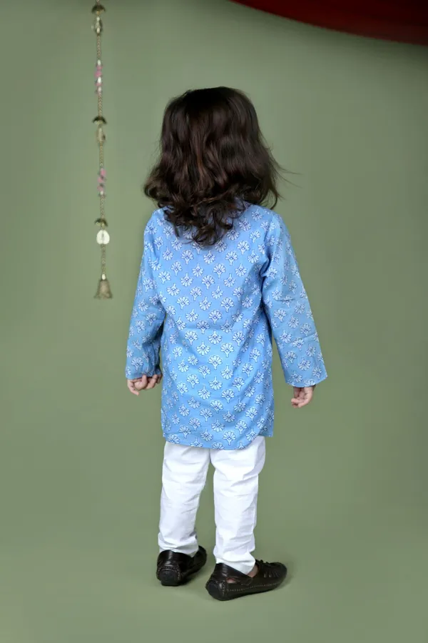 Blue_Cotton_Silk_Blue_Floral_Block_Printed_Kurta_And_Pyjama