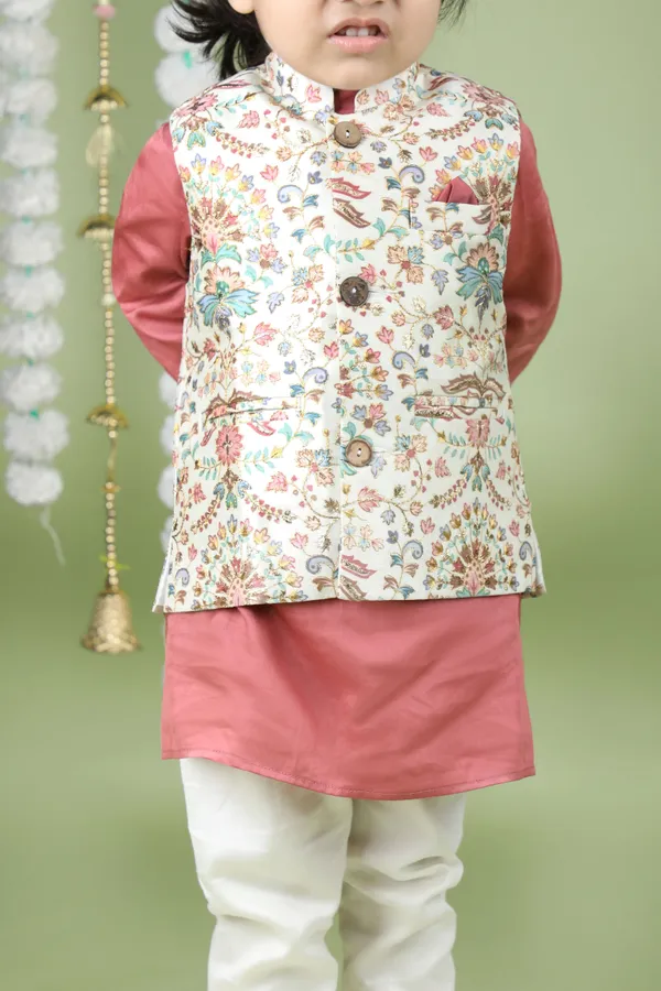 Pink_Cotton_Silk_Floral_Printed_Thread_Work_Jacket_With_Pink_Kurta_And_Pyjama