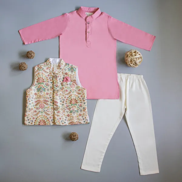 Pink_Cotton_Silk_Floral_Printed_Thread_Work_Jacket_With_Pink_Kurta_And_Pyjama