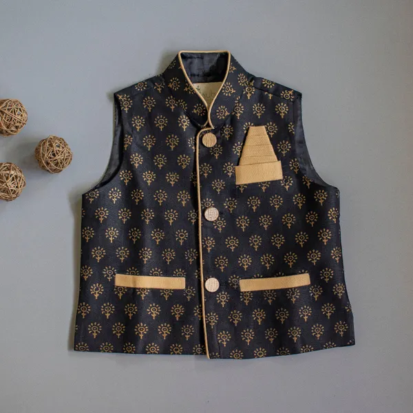 Black_And_Beige_Cotton_Silk_Black_Block_Printed_Jacket_With_Beige_Kurta_Pyjama