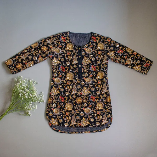 Blue_Velvet_Fabric_Intricate_Embroidered_Navy_Blue_High_Low_Kurti_And_Tulip_Dhoti_With_Matching_Gota_Lace_Work_Dupatta