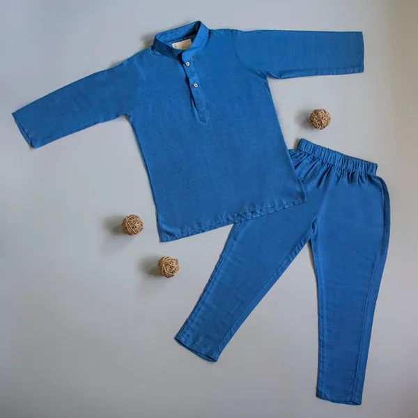 Blue_Cotton_Silk_Ethnic_Kurta_With_Navy_Blue_Pocket_Square_Velvet_Jacket_And_Pyjama