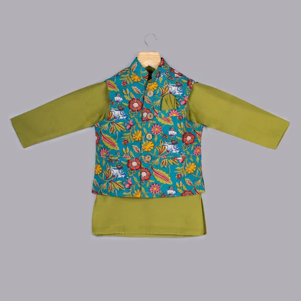 Green_Velvet_Fabric_Green_Printed_Jacket_And_Kurta_Pyjama