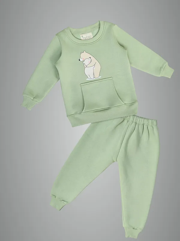 Green_Organic_Cotton_Boys’_Winter_Sweatshirt_&_Bottom_Set_–_Polar_Bear_Print