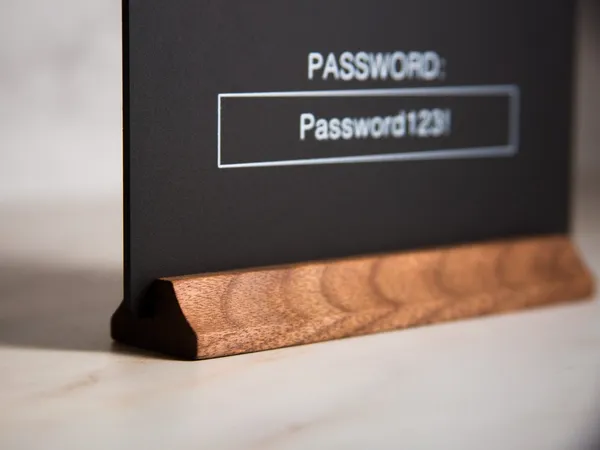 Multicolor_Metal_Wi-Fi_Acrylic_Sign_With_Metal_Base_For_Gifting