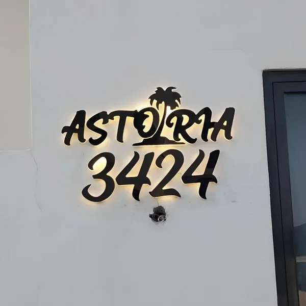 Multicolor_Metal_House_Number_Plaque_With_Lights_For_Gifting
