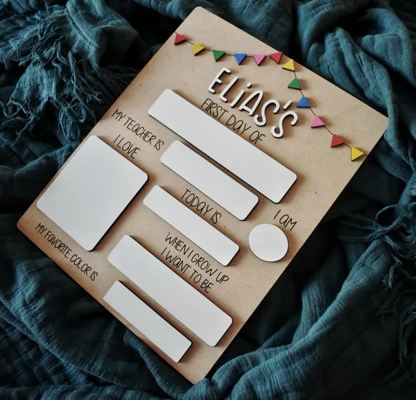 Multicolor_Metal_Dry_Erase_First_Day_Of_School_Sign_For_Gifting