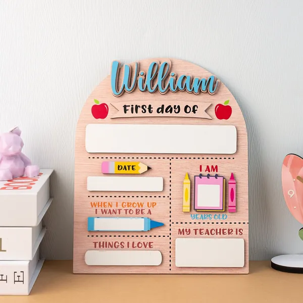 Multicolor_Wood_Personalized_First_Day_Of_School_Sign_Back_To_School_Sign_For_Gifting