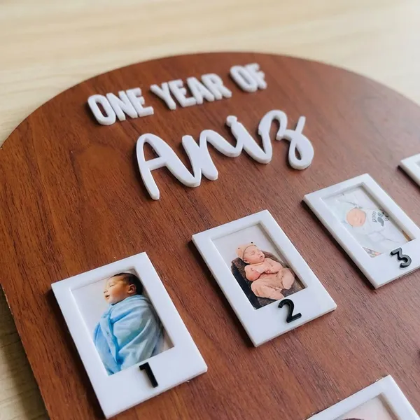 Multicolor_Wood_12_Month_Baby_Birthday_Photo_Frame_For_Gifting