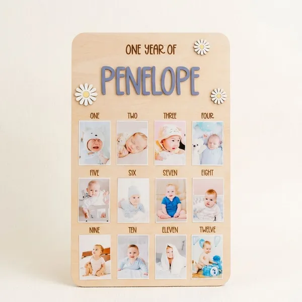 Multicolor_Metal_Baby_Monthly_Photo_Board_For_Gifting