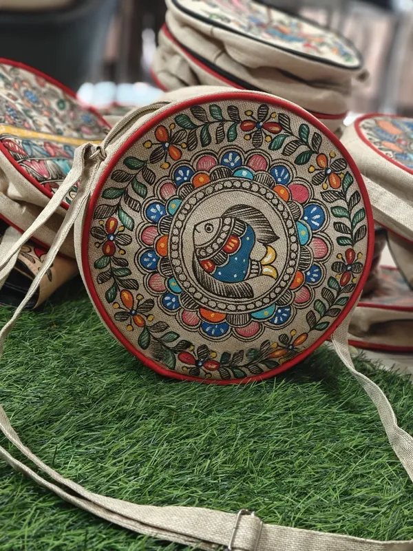 Multicolor_Trendy_Stylish_Handmade_Round_Sling_Bags_With_Authentic_Madhubani_Painting_For_Women