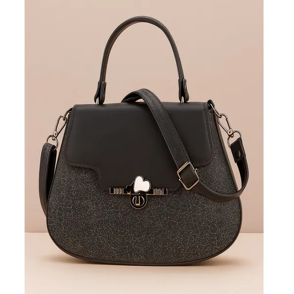 Black_Heart_Lock_Hanbag_For_Women_|_Premium_Handbag_With_Durable_Straps