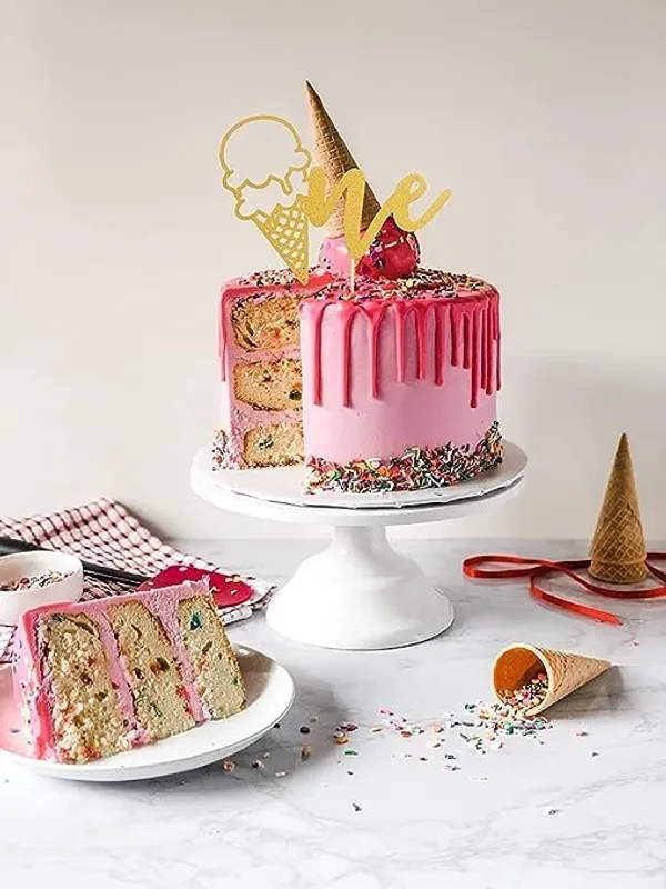 Gold_One_Ice_Cream_Cake_Topper_|_Gold_Glitter_Cake_Topper_For_First_Birthday_|_Summer_Themed_Birthday_Party_Decoration_|_Smash_Cake_Decoration_|_Photo_Prop