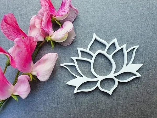 Multicollor_Lotus_Cutouts_|_10_Pieces_Acrylic_Lotus_Shape_|_3Mm_Thick_Acrylic_Cutout_Shapes_For_Crafts_And_Decorations_|_Acrylic_Lotus_Flower_Cut_Out/White