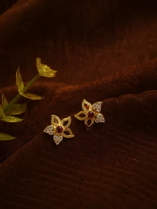 Floral_Gold-Plated_Stud_Earrings_With_Ruby_Red_Center_And_Cubic_Zirconia_Accents_For_Women