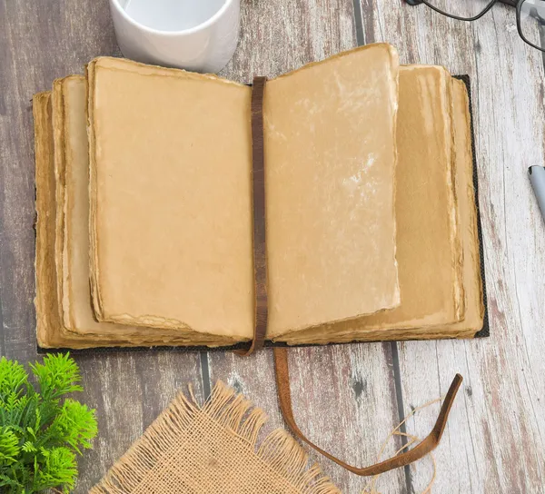 Brown_Leather_Diary